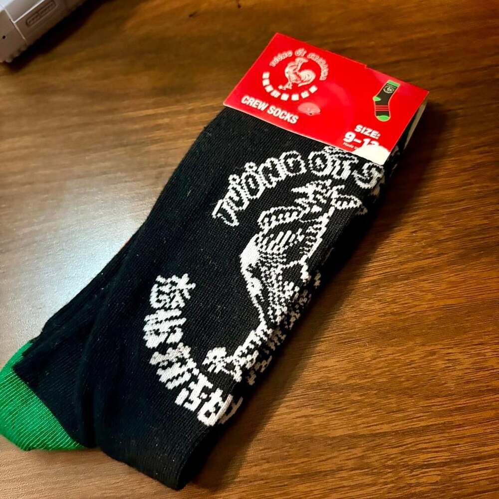 Sriracha Rooster Crew Socks Size 9-12 Black Green
